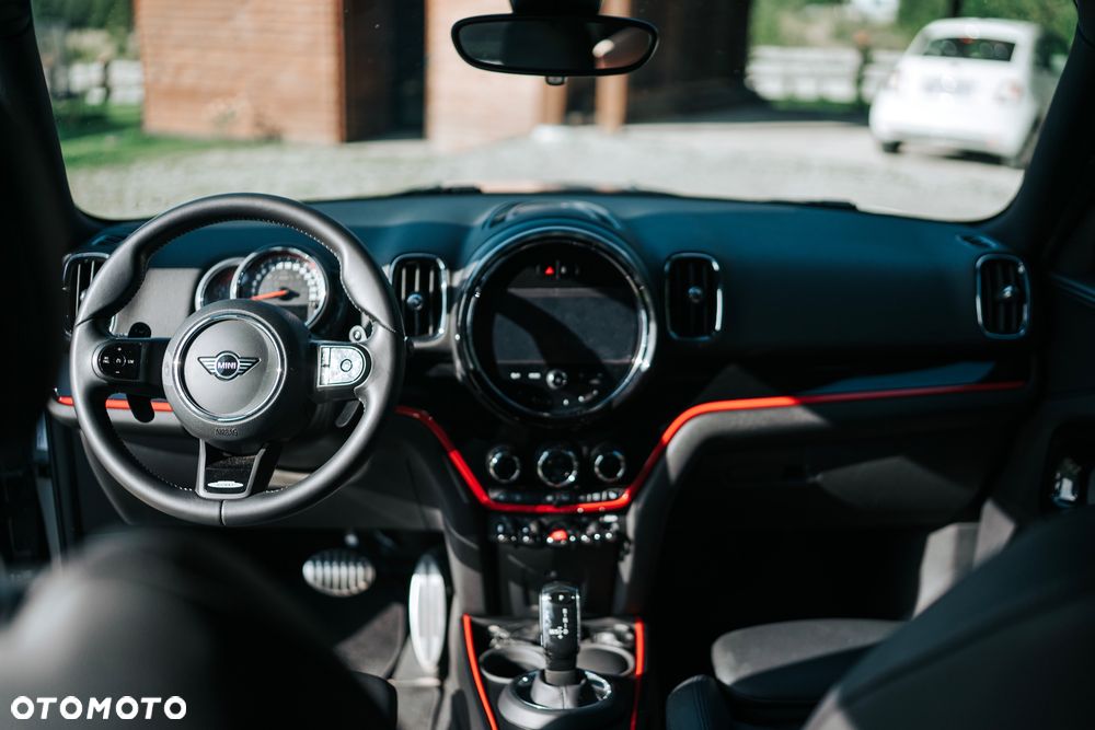 MINI John Cooper Works ALL4 sport - 8