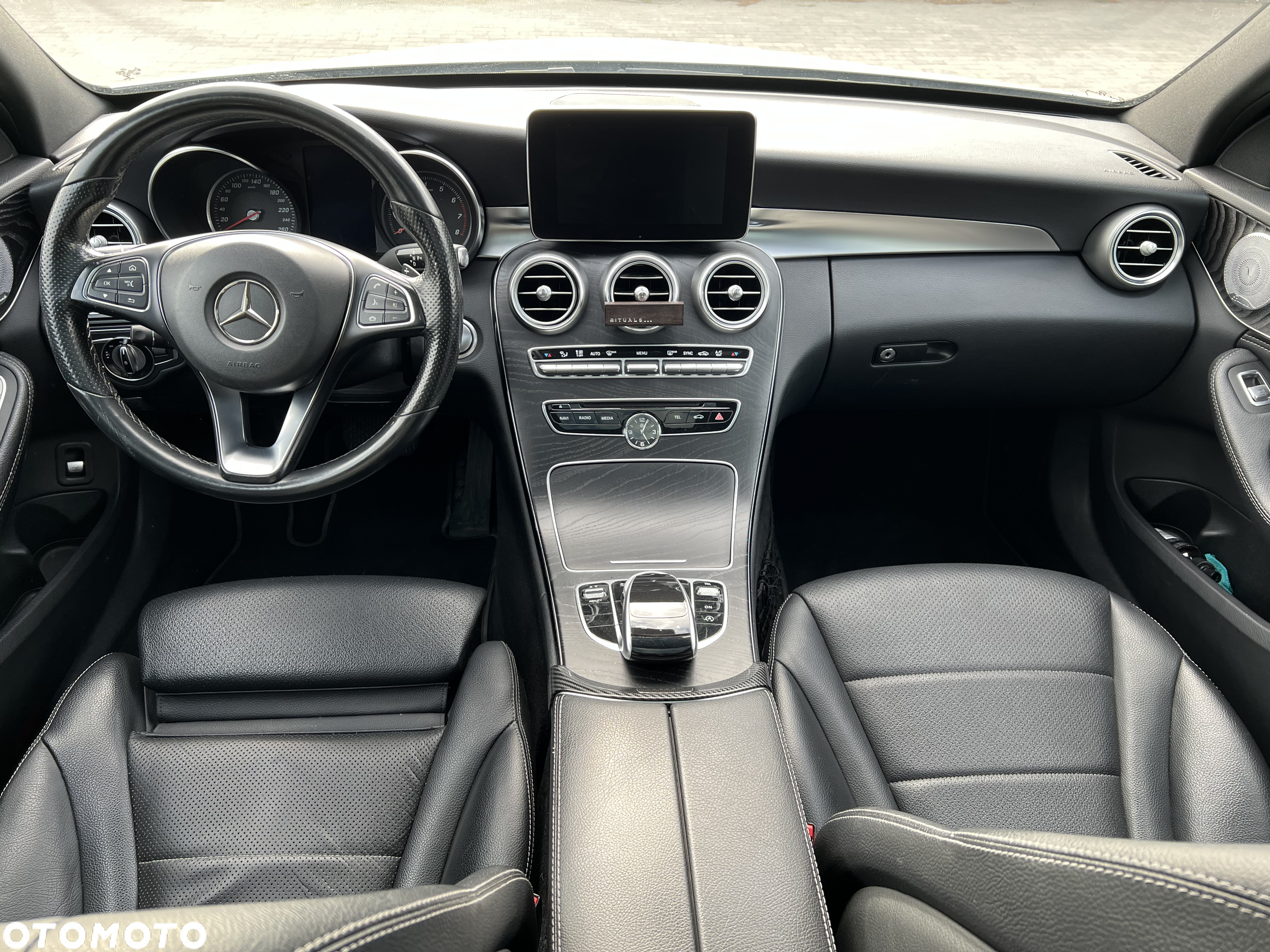 Mercedes-Benz Klasa C 300 T 7G-TRONIC AMG Line - 9