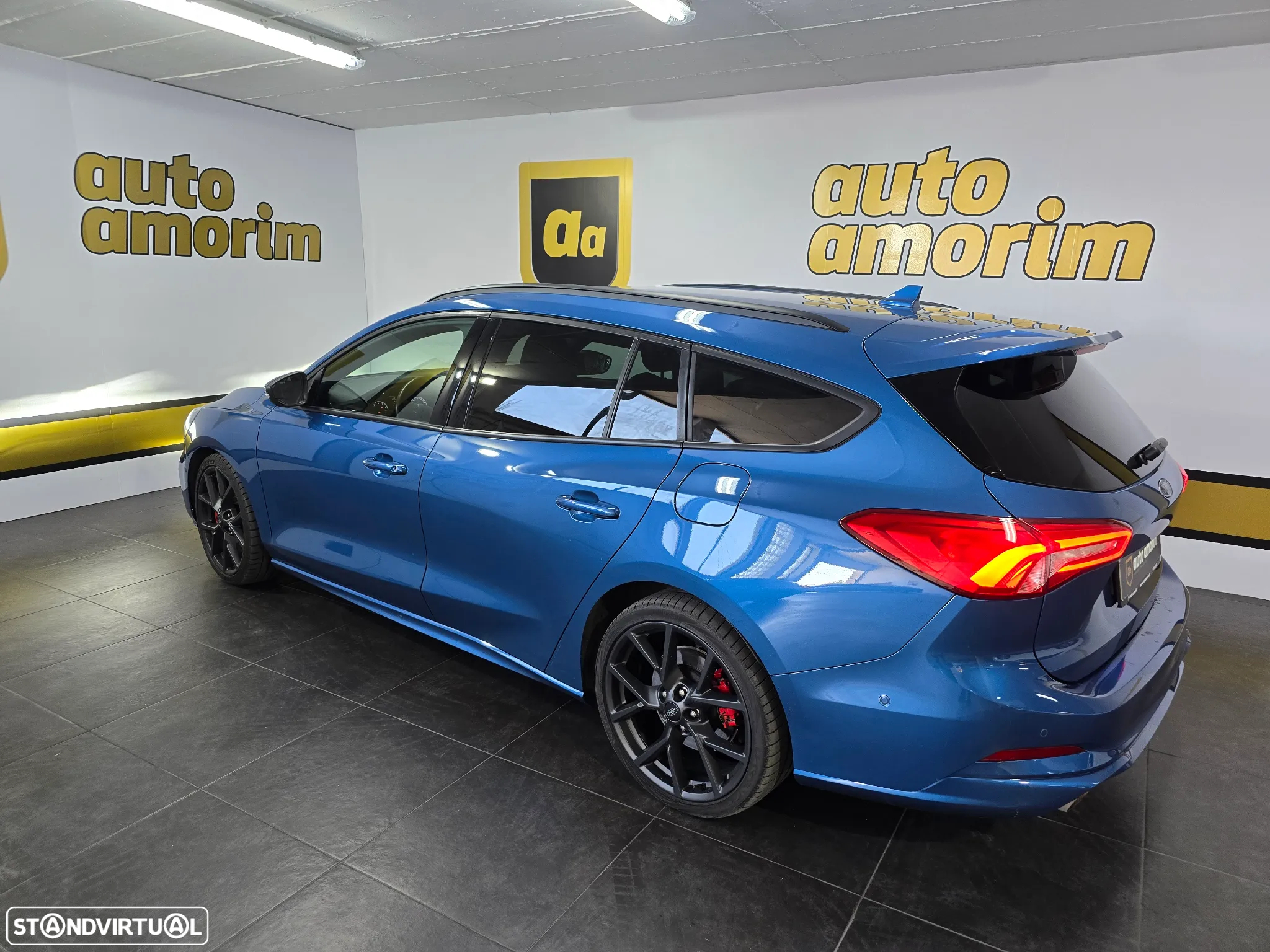 Ford Focus SW 2.3 EcoBoost S&S ST X - 11