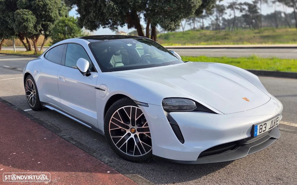 Porsche Taycan 4S - 8