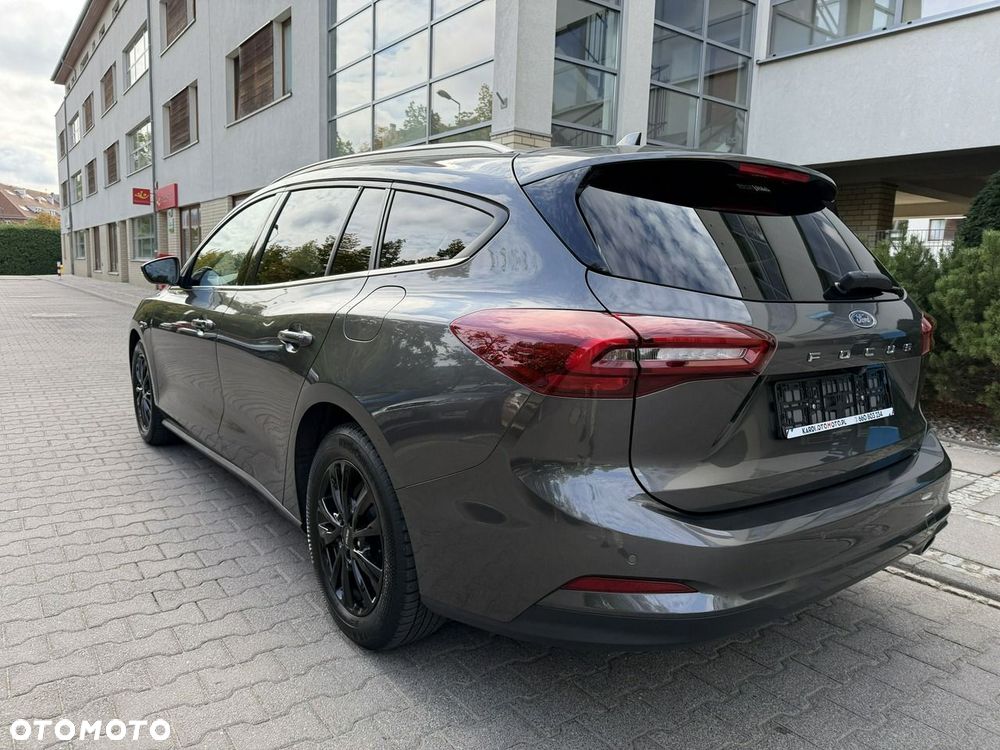 Ford Focus - 8