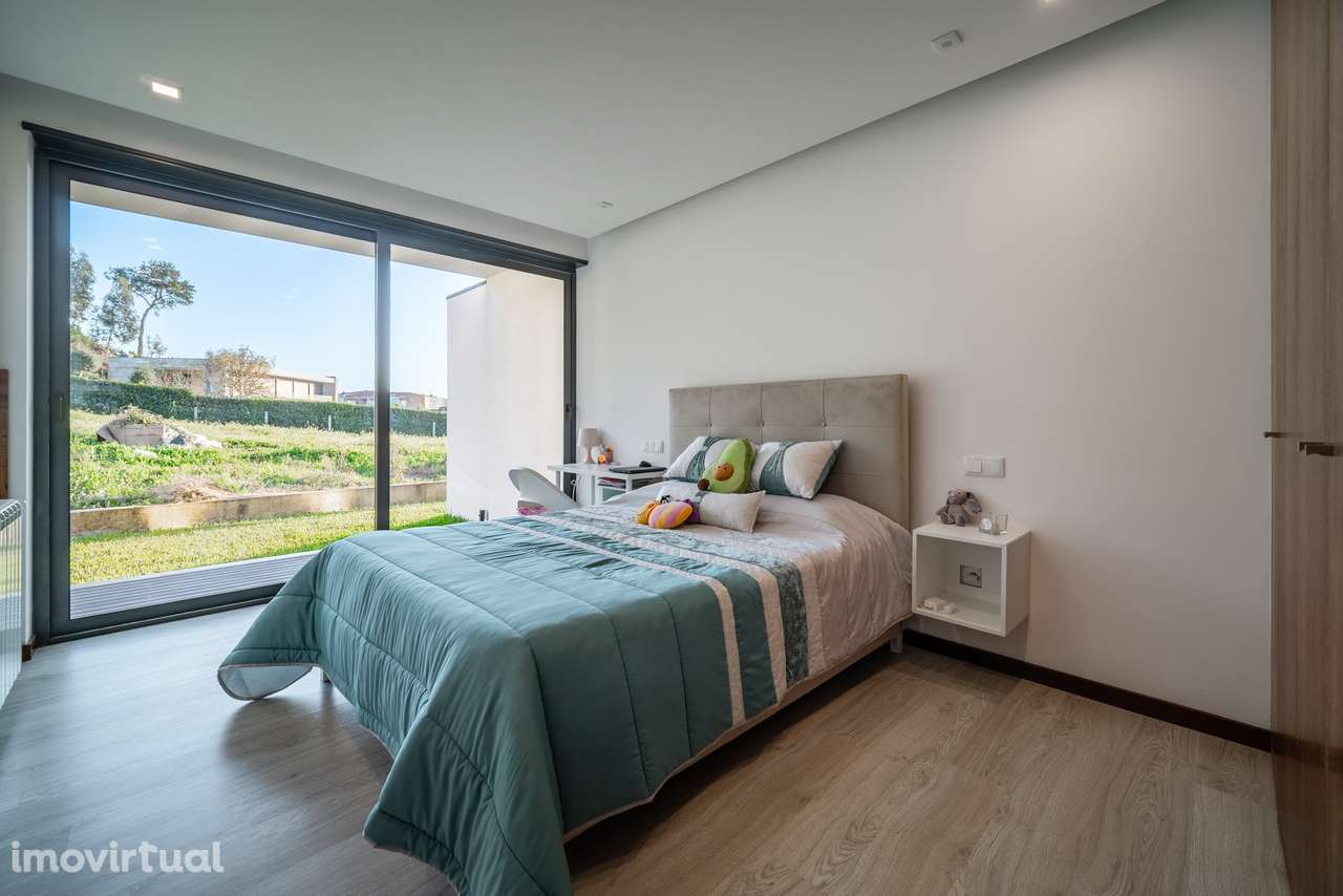 Moradia Individual T3, com jardim e vistas desafogadas - Grande imagem: 5/42