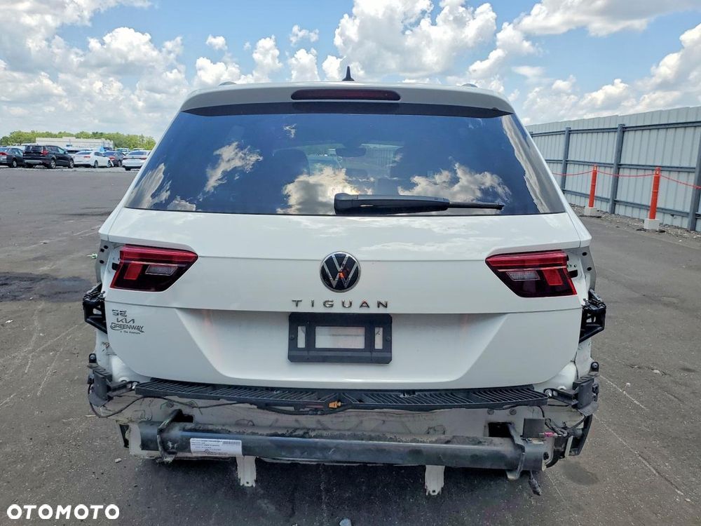 Volkswagen Tiguan - 6