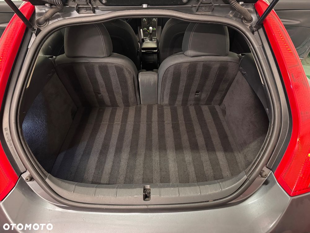 Volvo C30 D2 DRIVe R-Design - 11