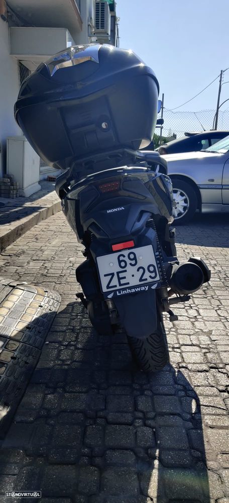 Honda Forza 125 - 9