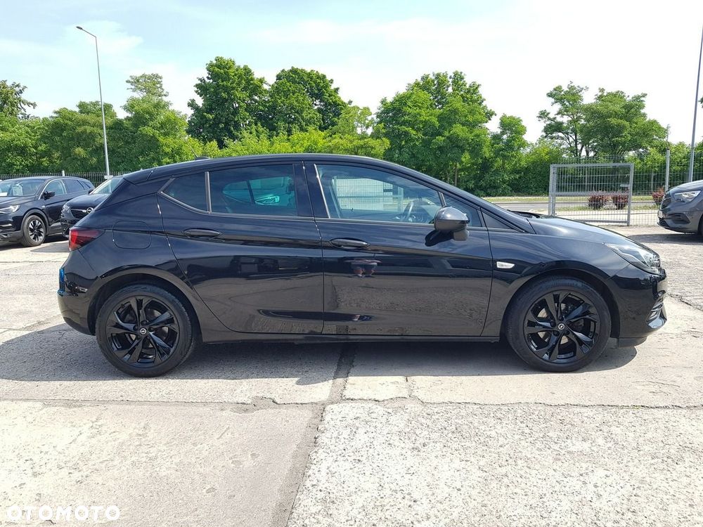 Opel Astra 1.2 T GS Line S&S - 4