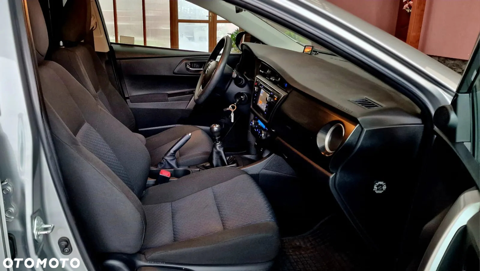 Toyota Auris 1.6 Active - 8
