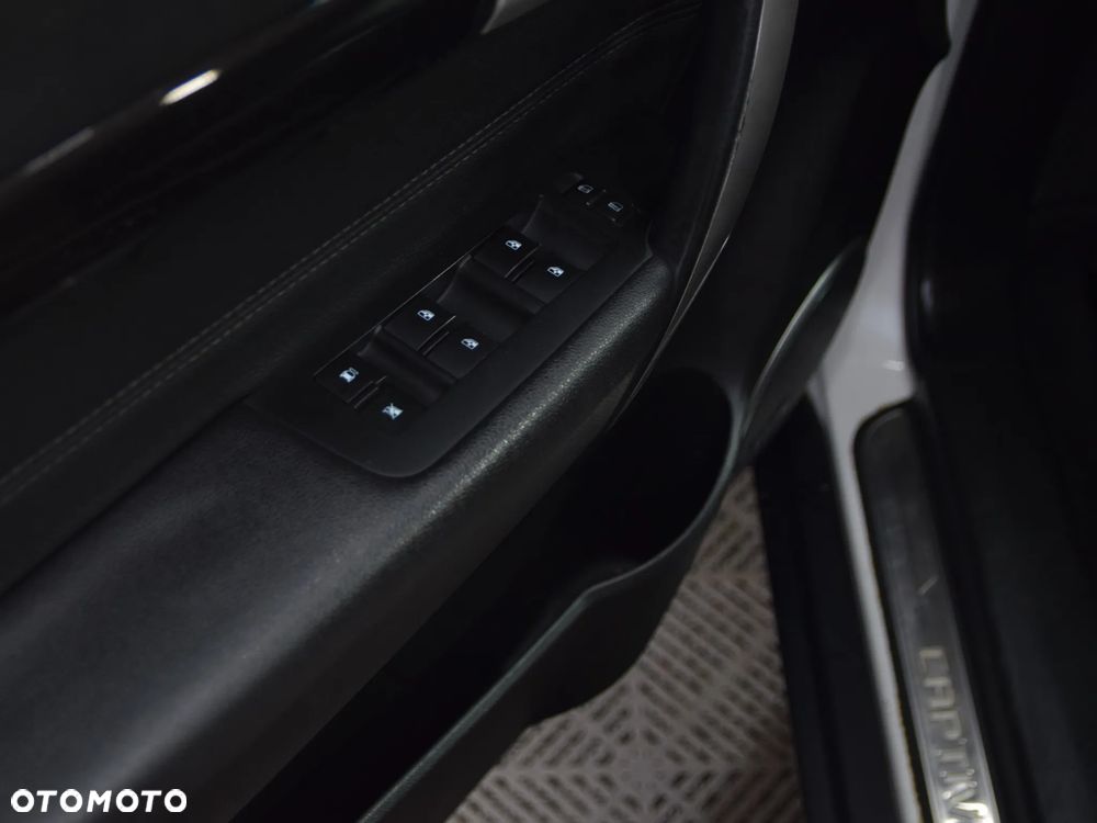 Chevrolet Captiva - 15