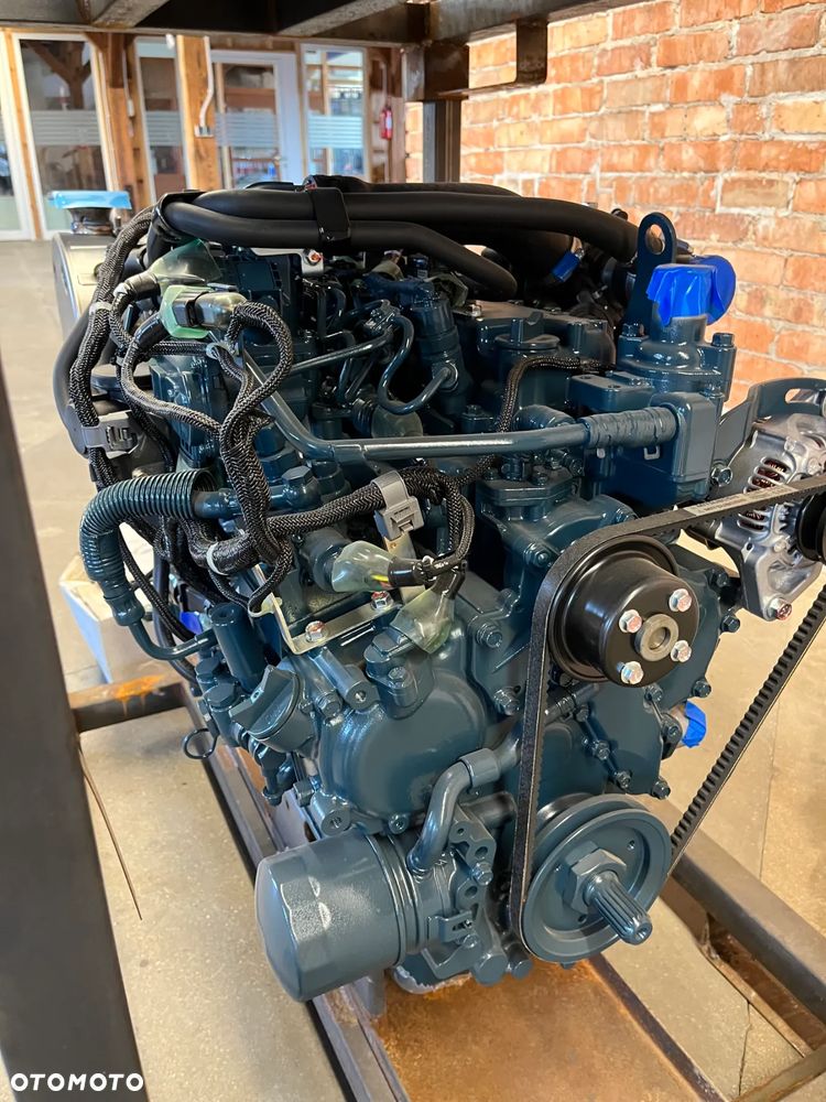 FV23% Silnik Kubota V2403-T Nowy Kompletny - 2