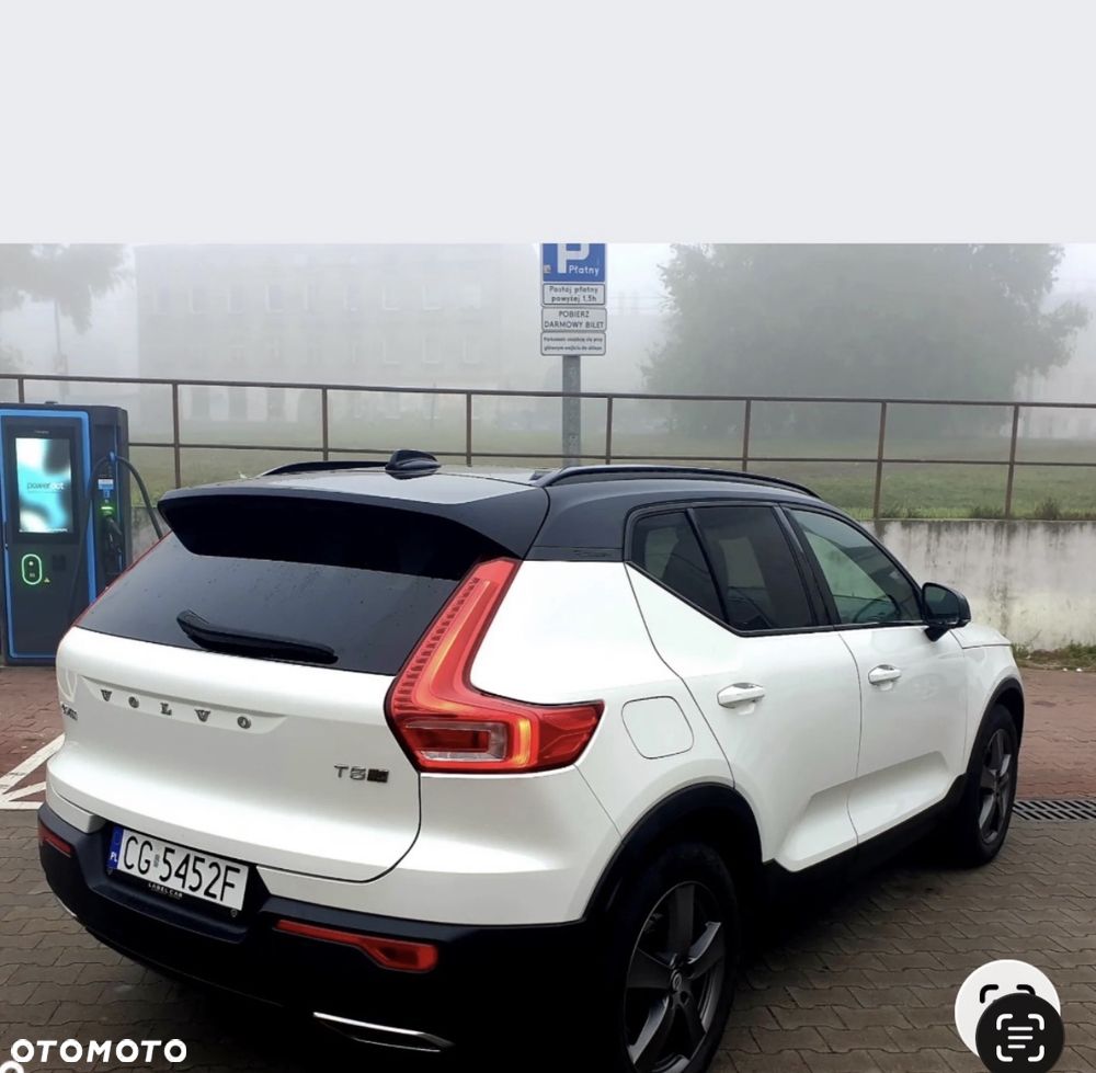 Volvo XC 40 T5 Plug-In Hybrid R-Design - 6