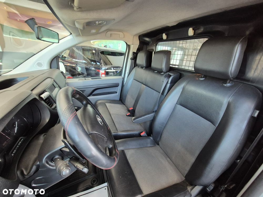 Toyota ProAce 1.6 / L1H1 / AUTOMAT / BEZWYPADKOWY / SERWISOWANY / KSIĄŻKA SERWISOWA / STAN IDEALNY / KRÓTKI / ALUFELGI - 26
