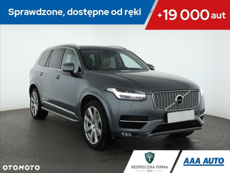 Volvo XC 90 - 1