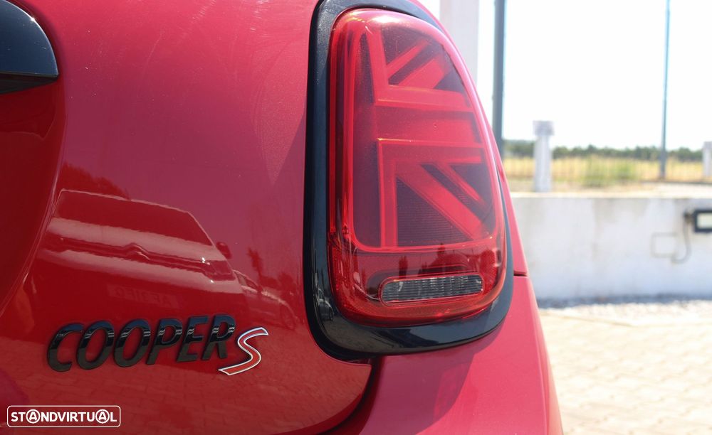 MINI 3 Portas Cooper S Premium P. JCW Auto - 23
