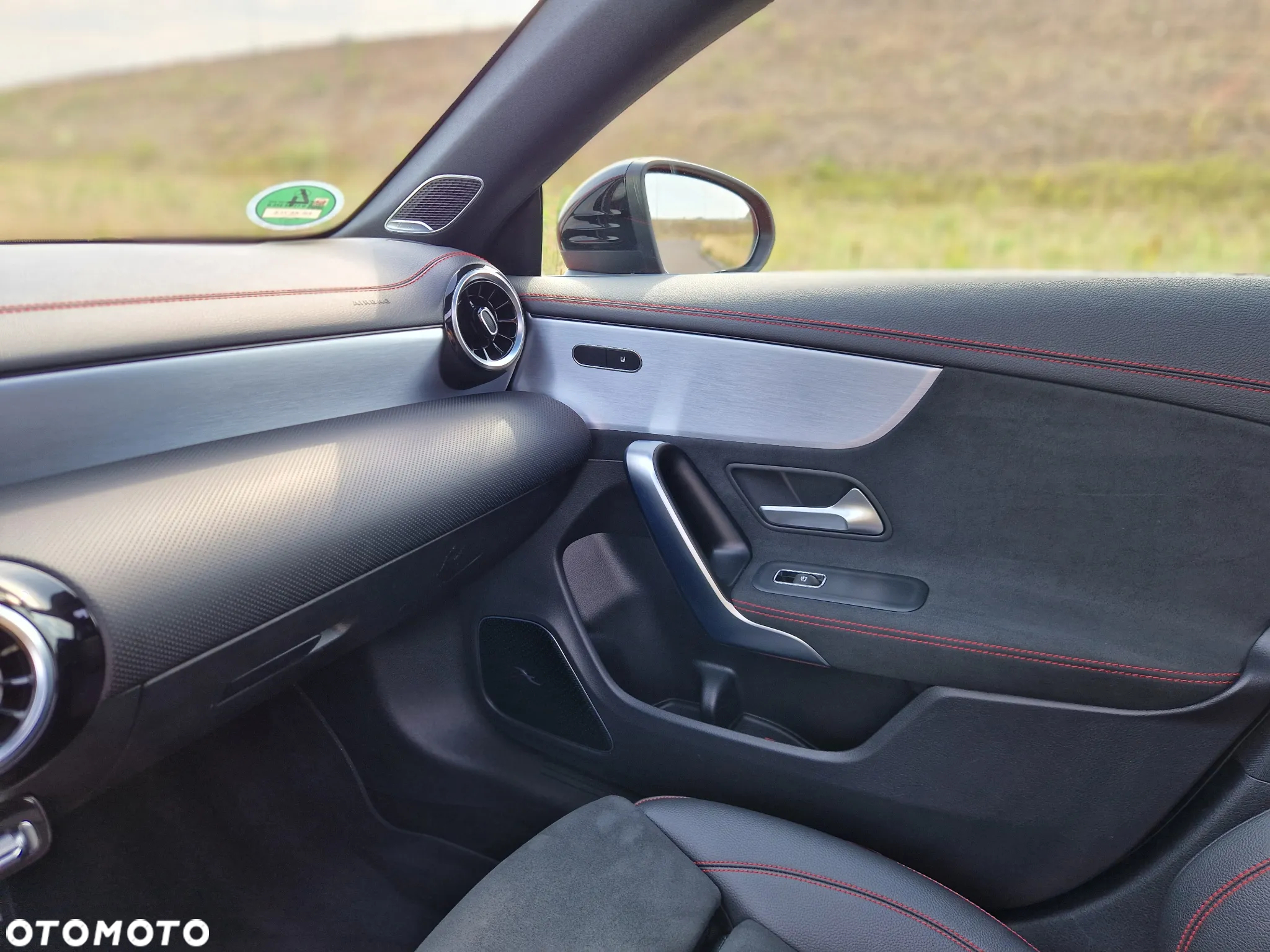 Mercedes-Benz CLA 250 e PHEV AMG Line 8G-DCT - 29