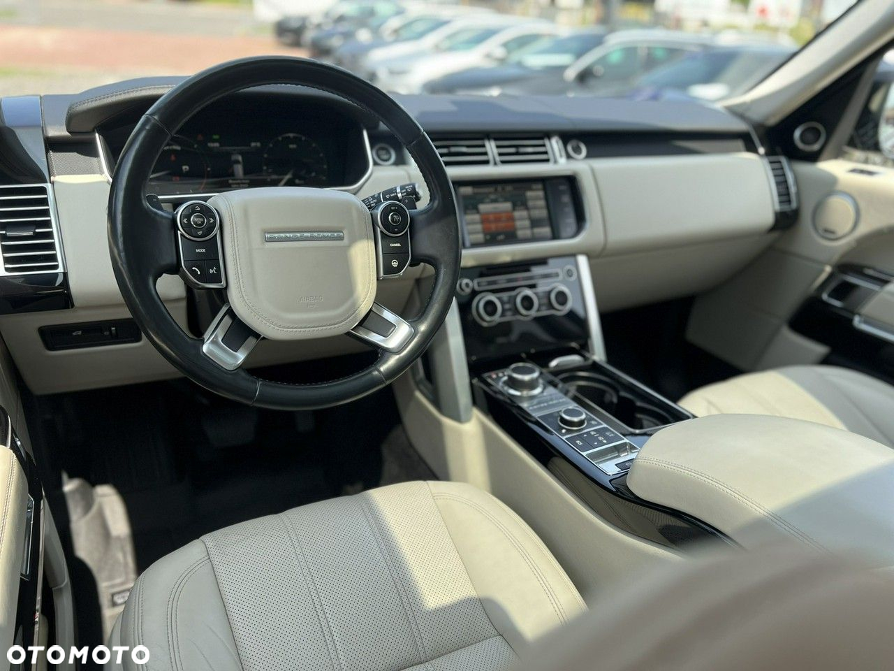 Land Rover Range Rover 4.4SD V8 Vogue - 12