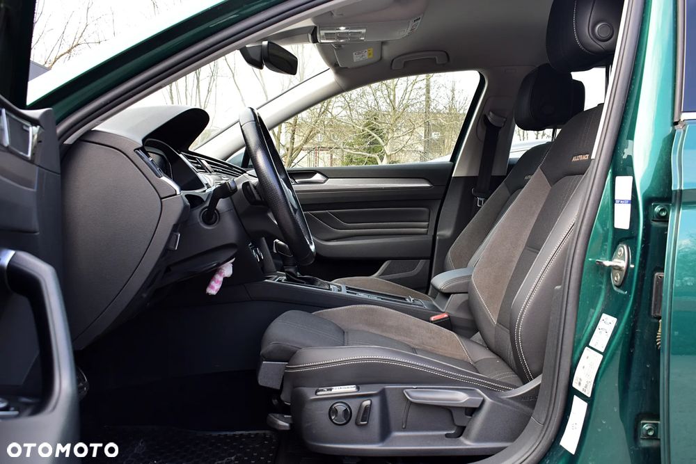 Volkswagen Passat Alltrack - 8