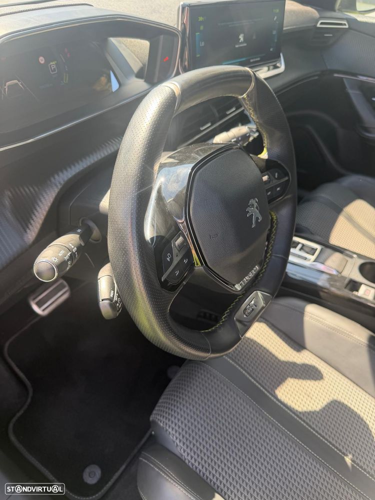 Peugeot 2008 - 10