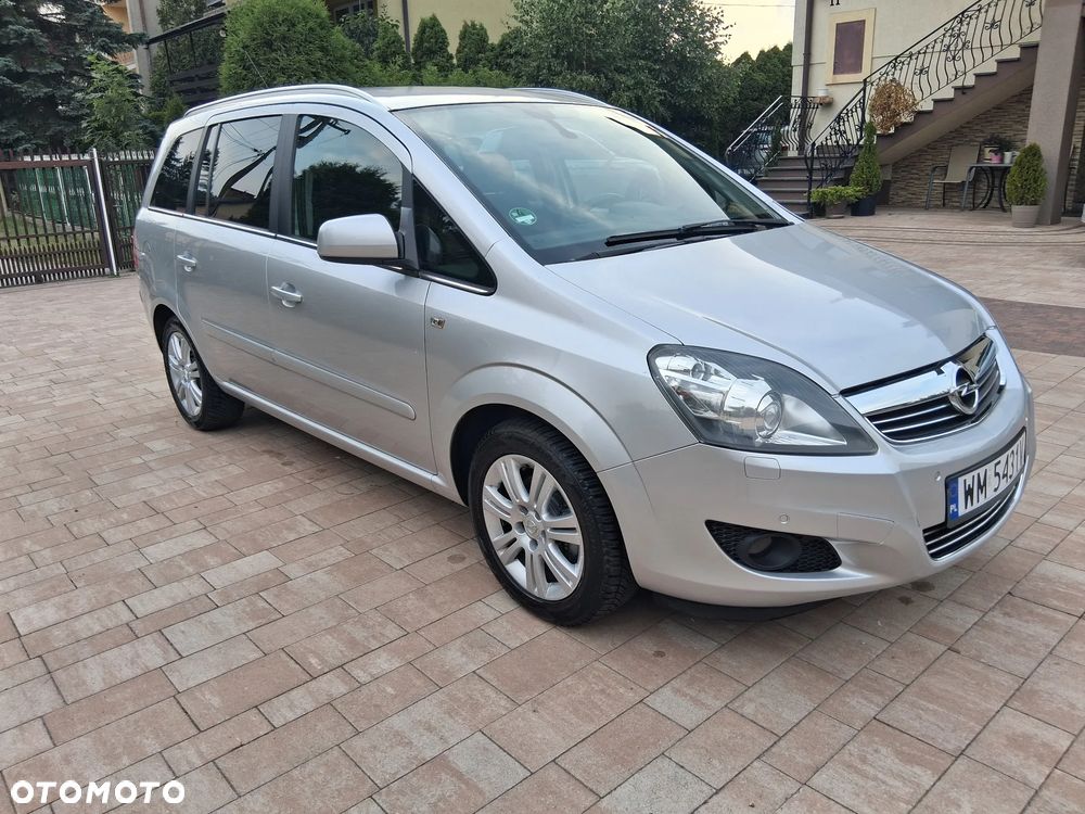 Opel Zafira 1.8 Family Plus - 2