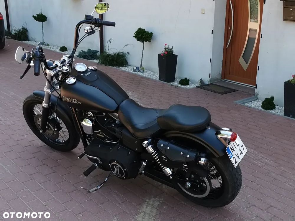 Harley-Davidson Dyna Street Bob - 9