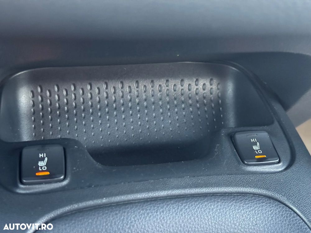 Toyota Corolla 1.8 Hybrid - 25