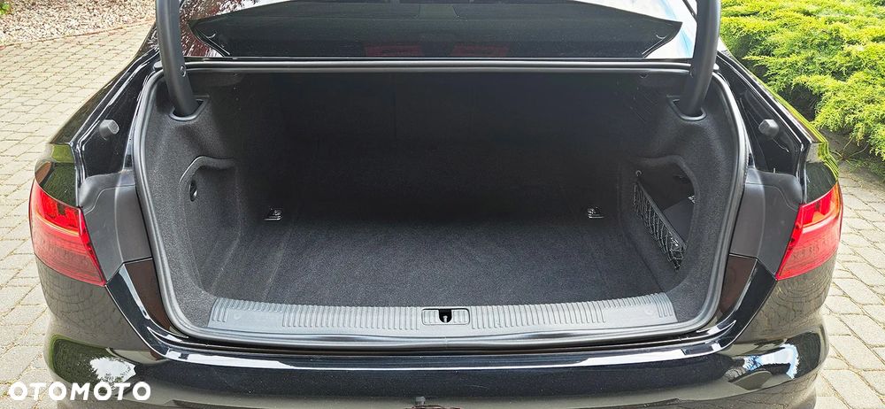 Audi A4 Limousine 35 TFSI S tronic - 10