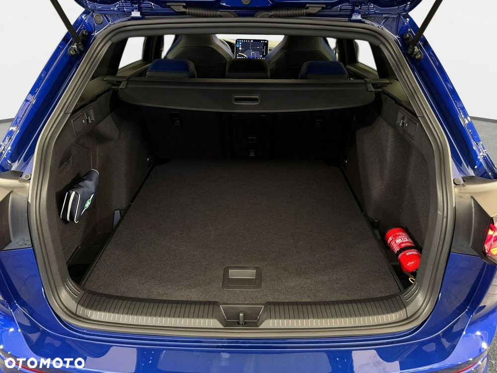 Volkswagen Golf Variant - 29