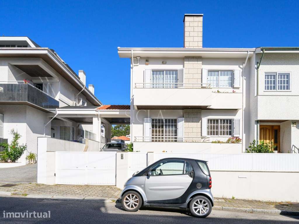 Moradia em Vilar do Paraíso - Grande imagem: 4/36