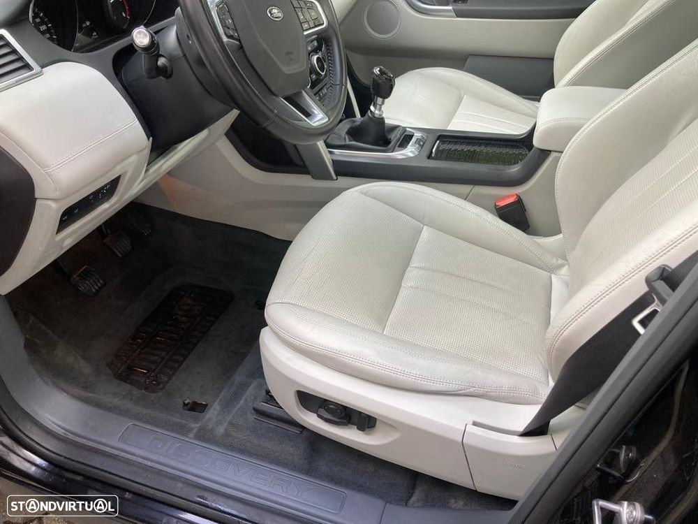 Land Rover Discovery Sport - 17