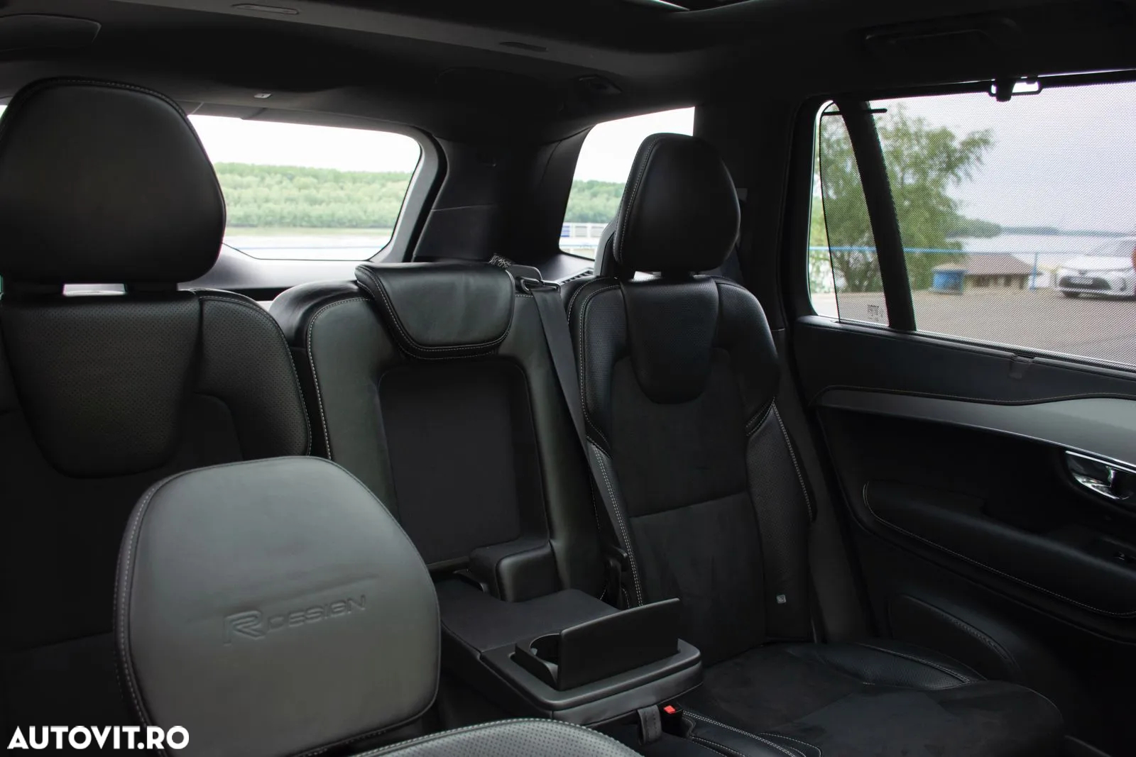 Volvo XC 90 D5 AWD Geartronic RDesign - 17