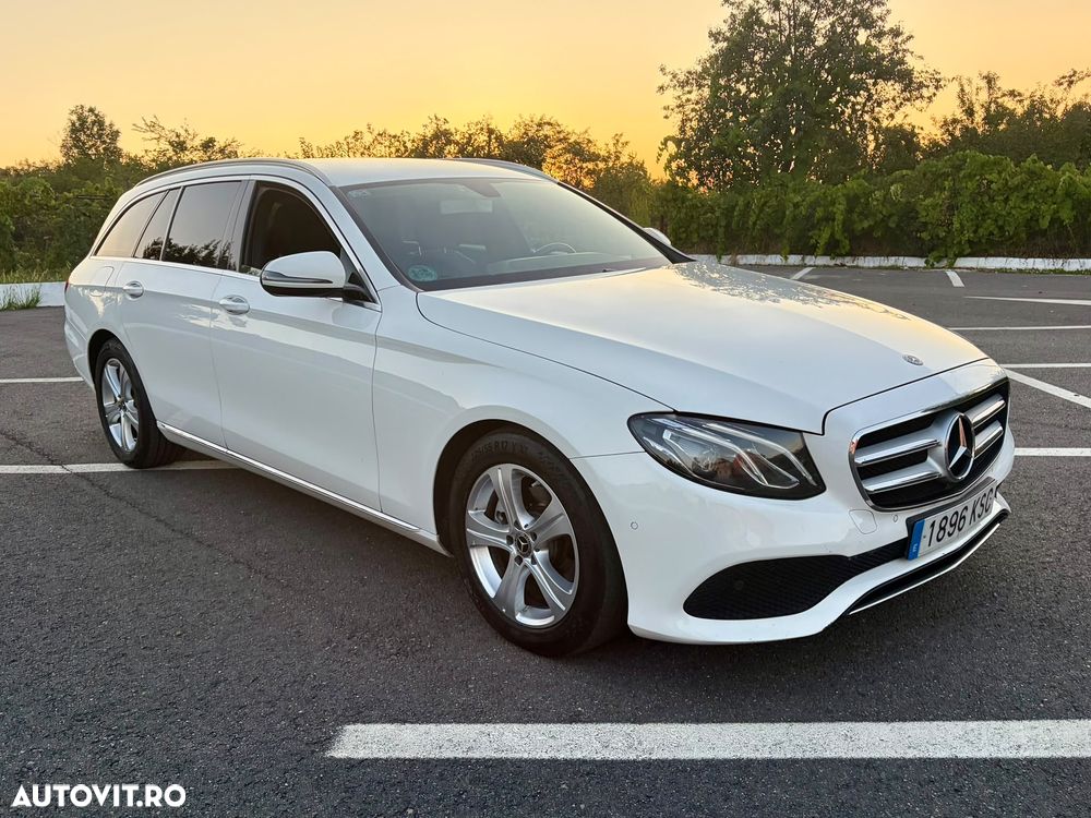 Mercedes-Benz E 220 d 4MATIC Aut. - 2