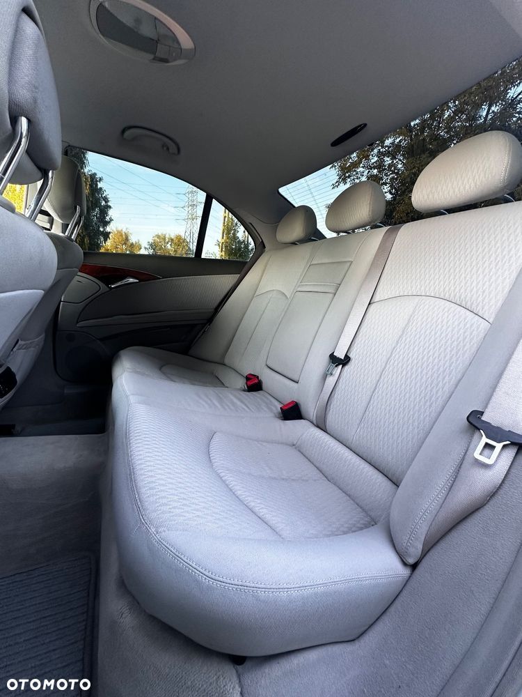 Mercedes-Benz Klasa E 320 Avantgarde - 9