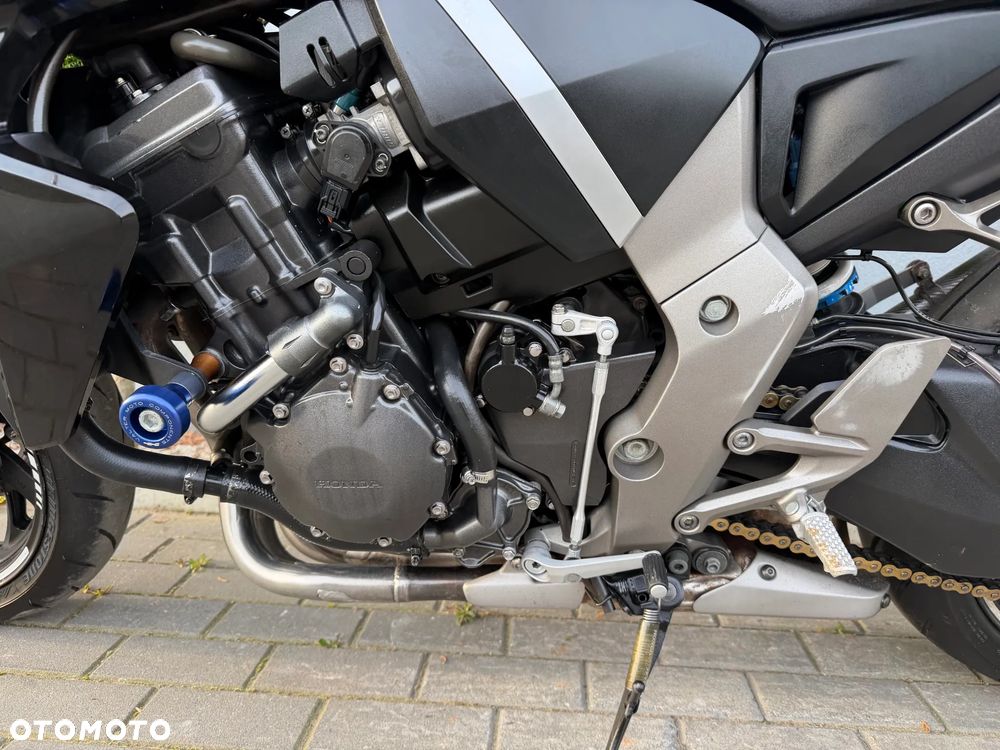 Honda CB - 30