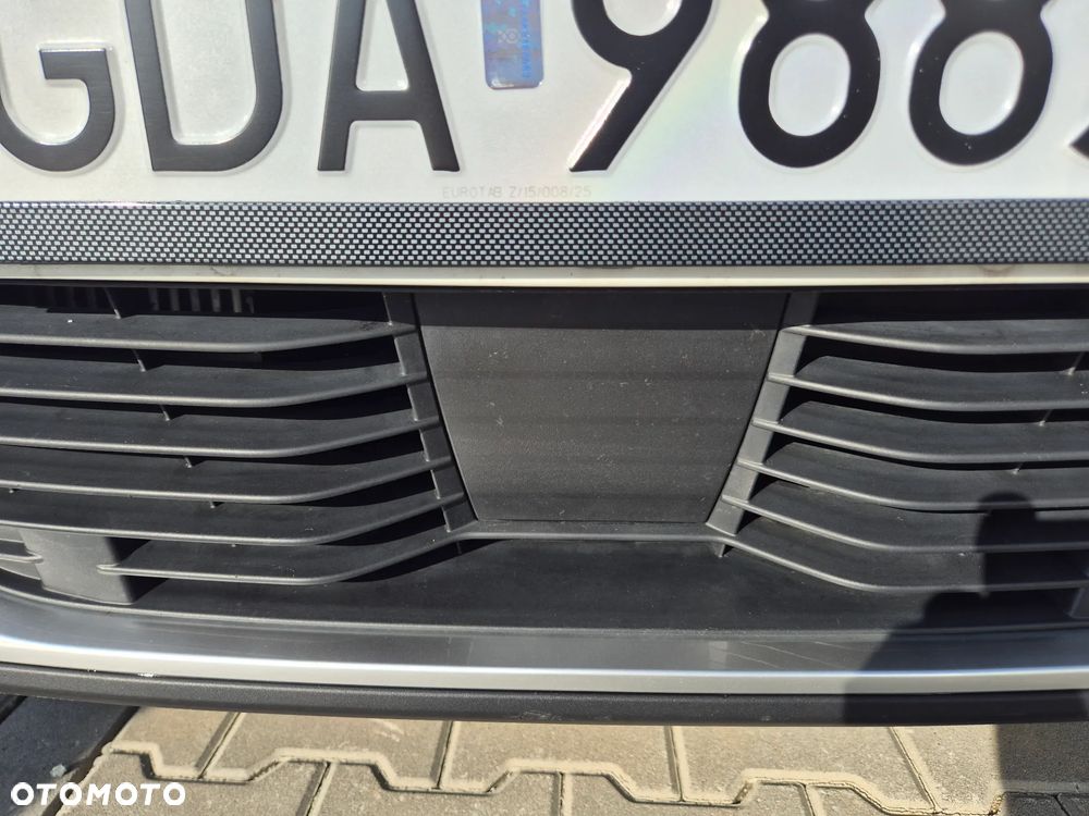 Peugeot 2008 PureTech 130 Allure S&S EAT8 - 20
