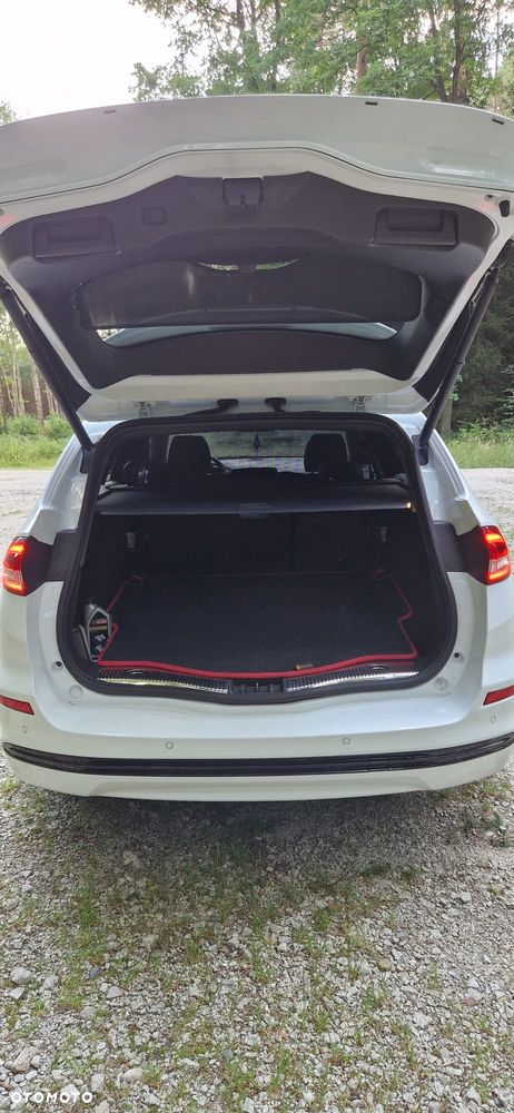 Ford Mondeo - 8