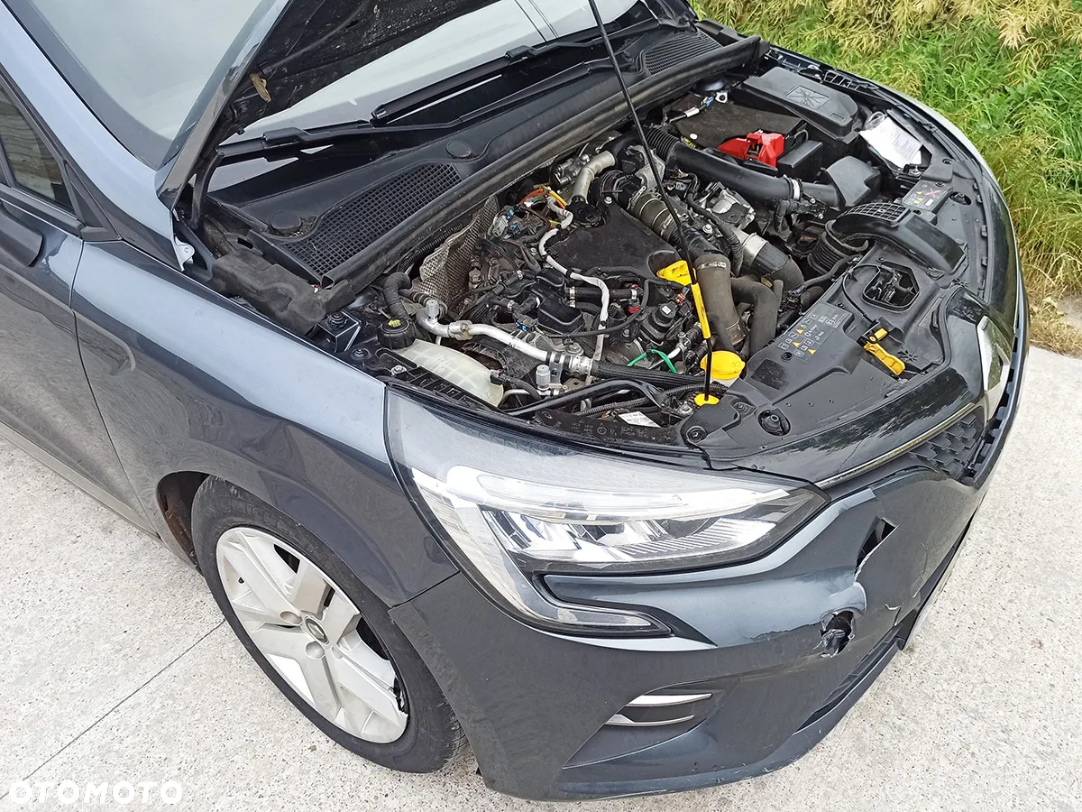 Renault Clio - 8