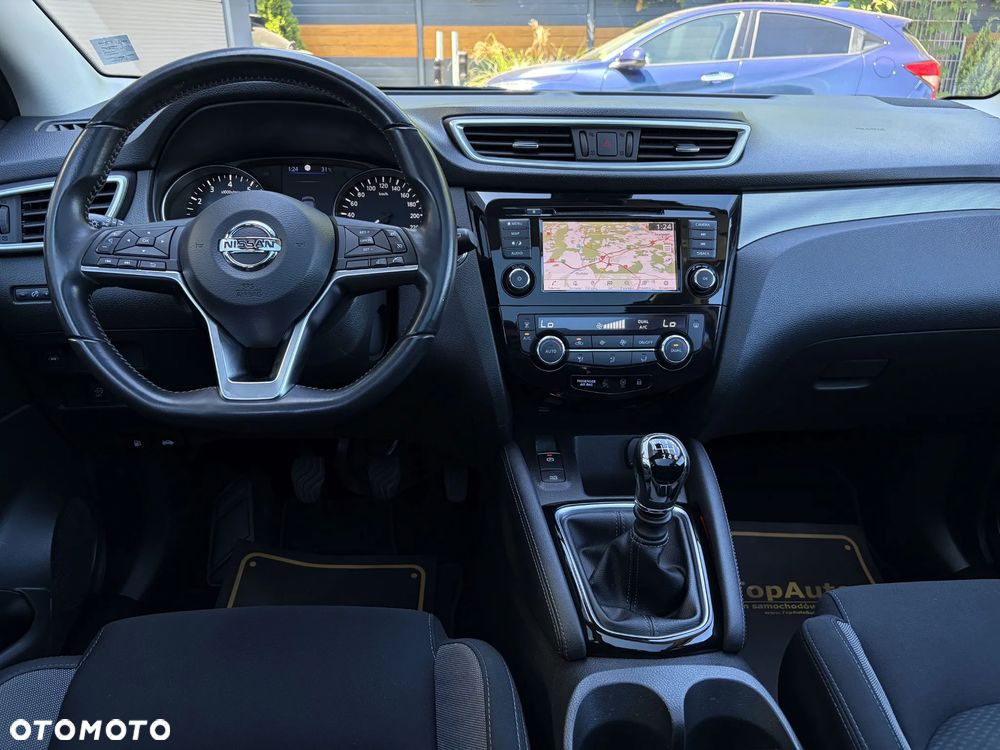 Nissan Qashqai 1.3 DIG-T N-Connecta - 33