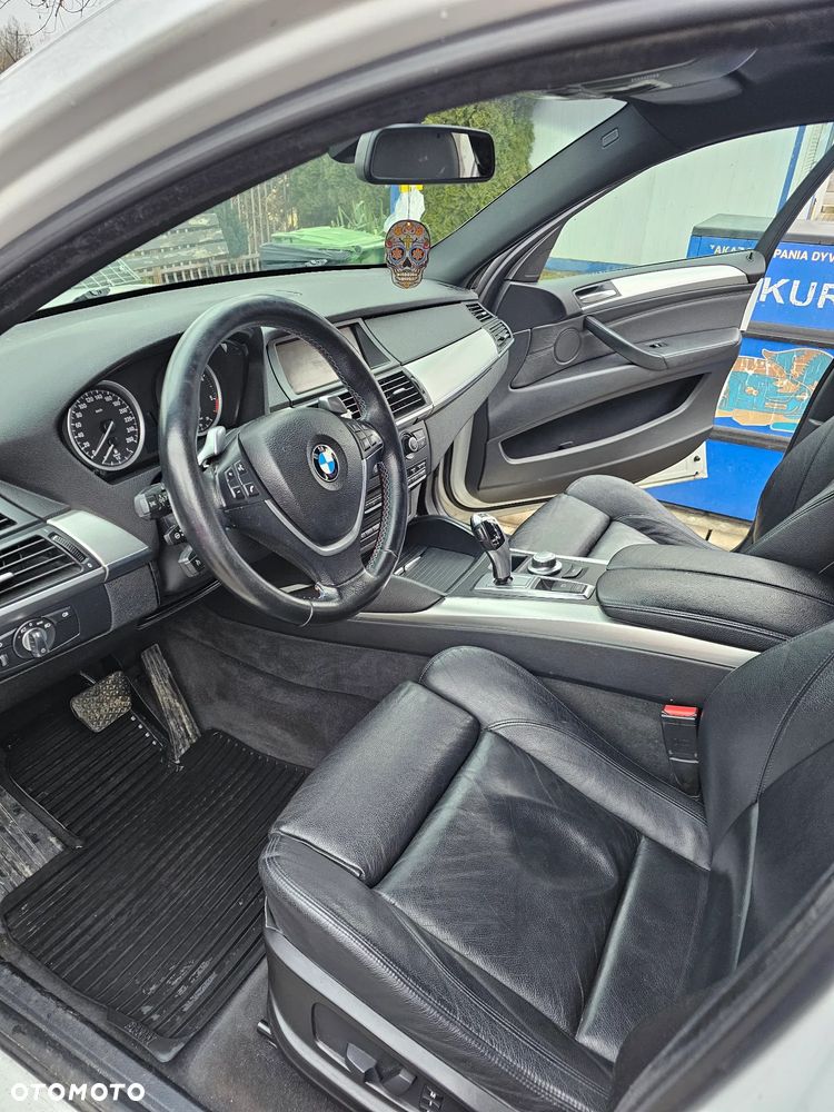 BMW X6 - 14