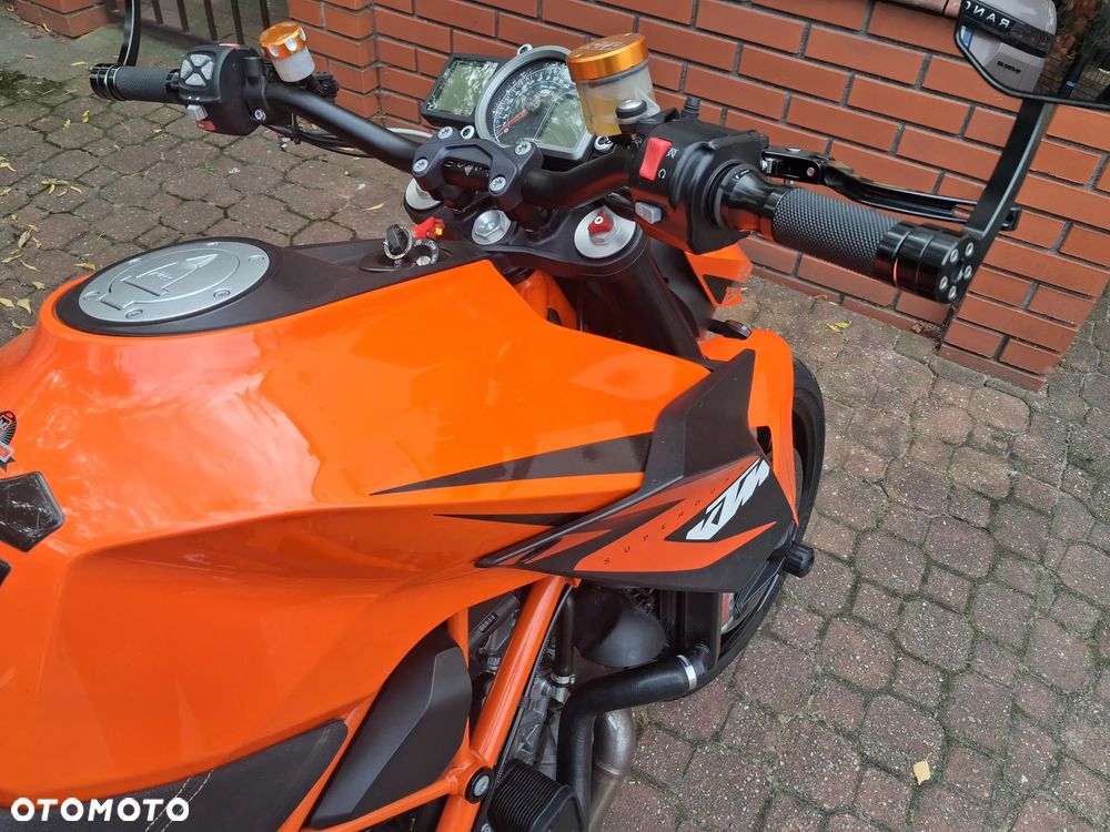 KTM Super Duke - 15