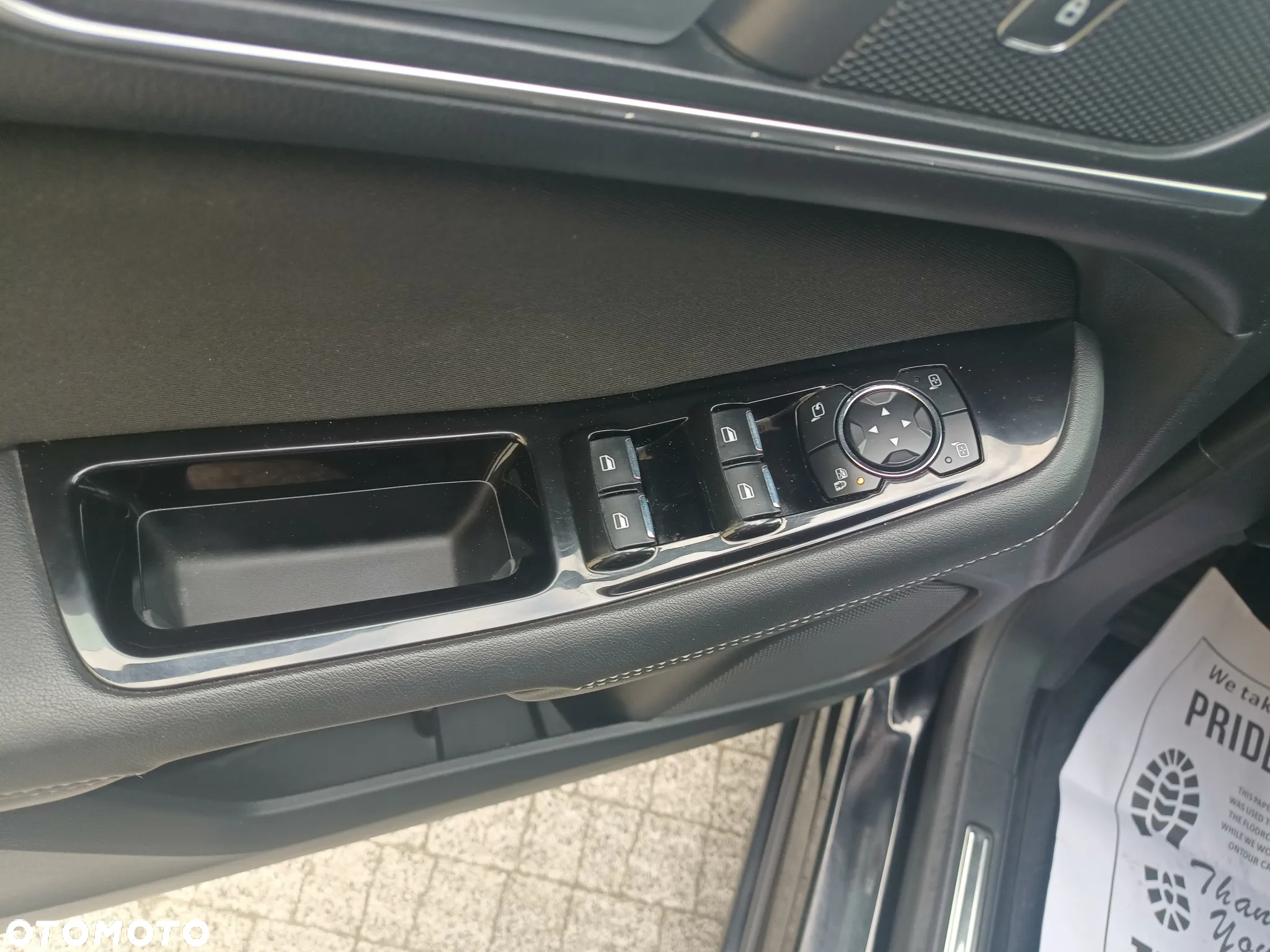 Ford S-Max 2.0 TDCi Titanium - 27