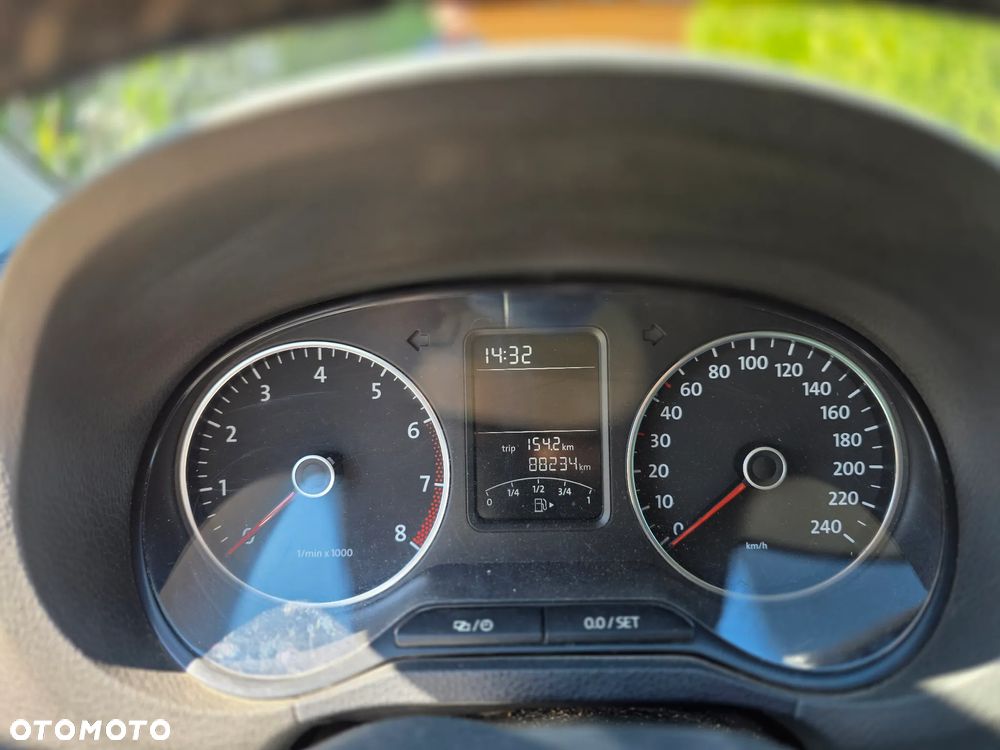 Volkswagen Polo 1.2 12V Comfortline - 9