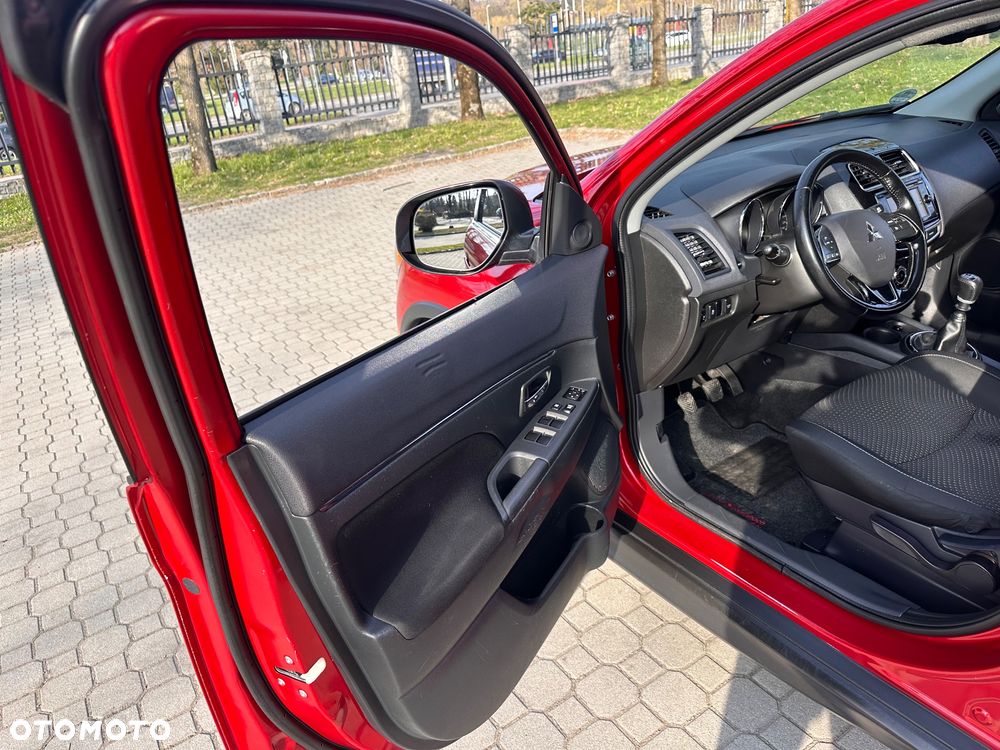 Mitsubishi ASX 1.6 DI-D 4WD Plus - 18