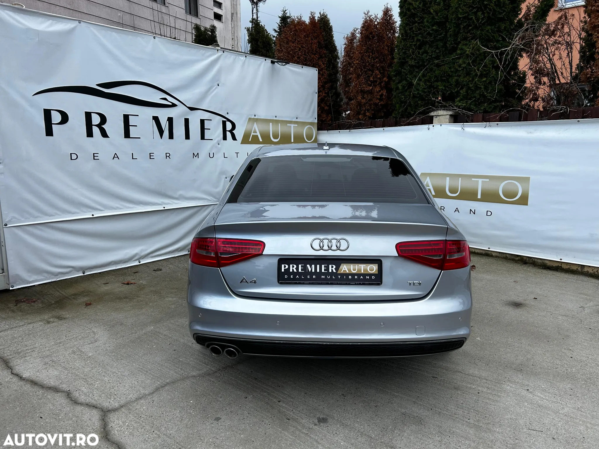 Audi A4 2.0 TDI DPF clean diesel S line Sportpaket - 8