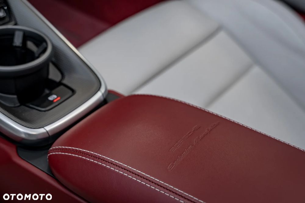 Porsche 911 Turbo S - 33