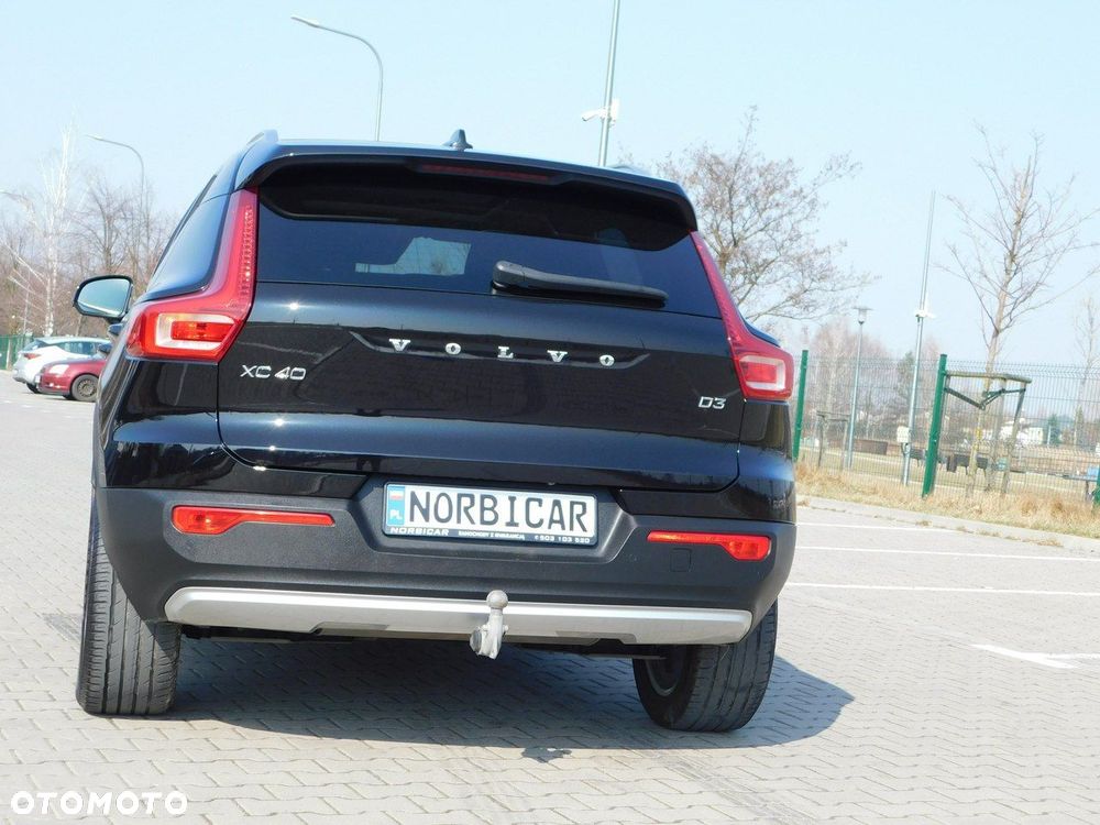 Volvo XC 40 D3 Momentum Pro - 37