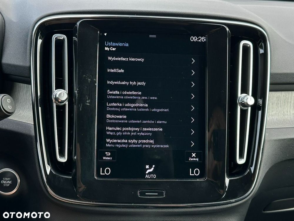 Volvo XC 40 - 35