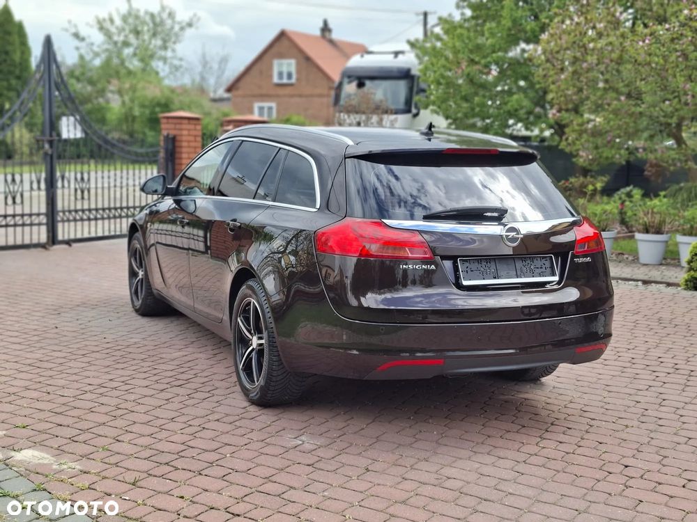 Opel Insignia 1.6 Turbo Design Edition - 15