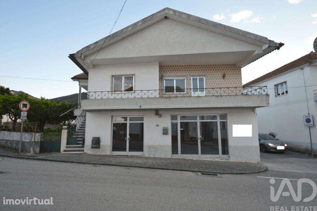 Casa tradicional T3 em Espinhal de 296,00 m2 - Grande imagem: 2/29