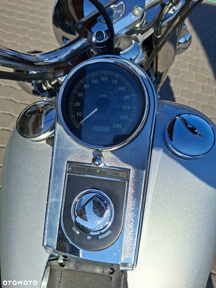 Harley-Davidson Softail Heritage Classic - 10