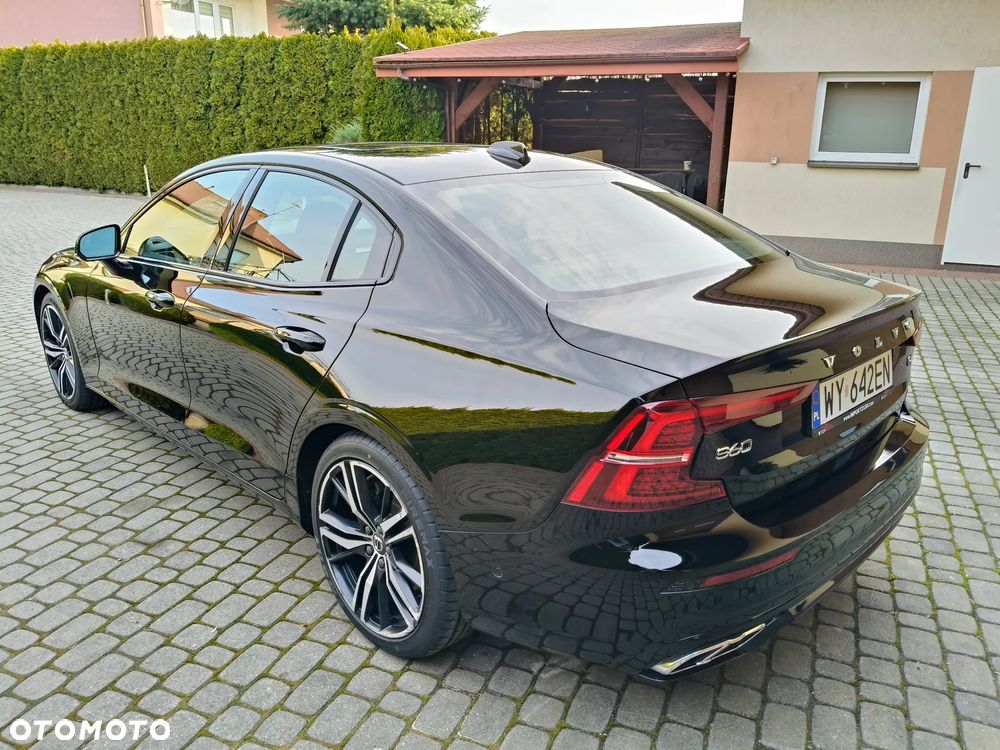 Volvo S60 T6 AWD R-Design - 3