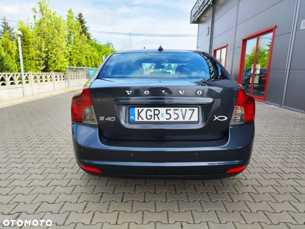 Volvo S40 2.0D - 9